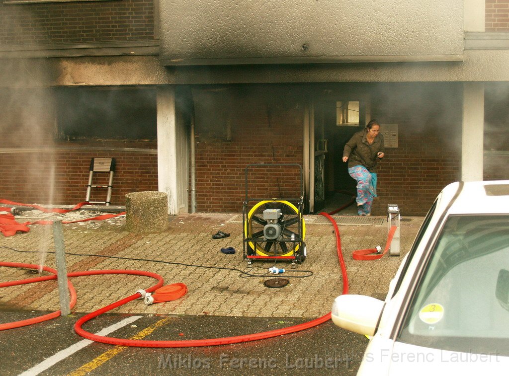 Feuer Koeln Gremberg Sauerlandstr P036.JPG